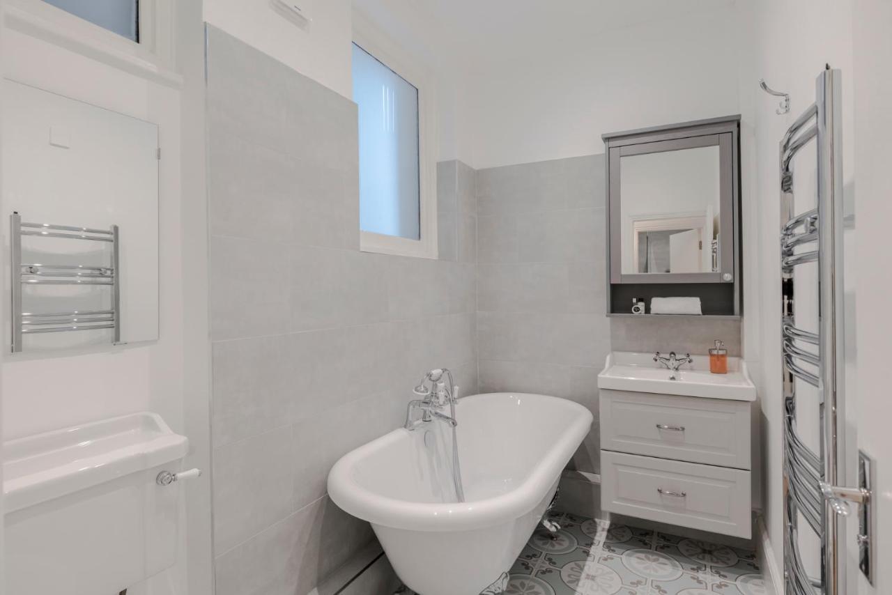 Lux And Spacious 4 Bedroom Apt Camden Londyn Zewnętrze zdjęcie